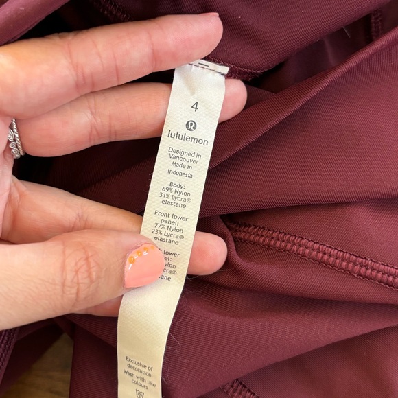 lululemon fast and free with pockets 28” - Picture 5 of 8
